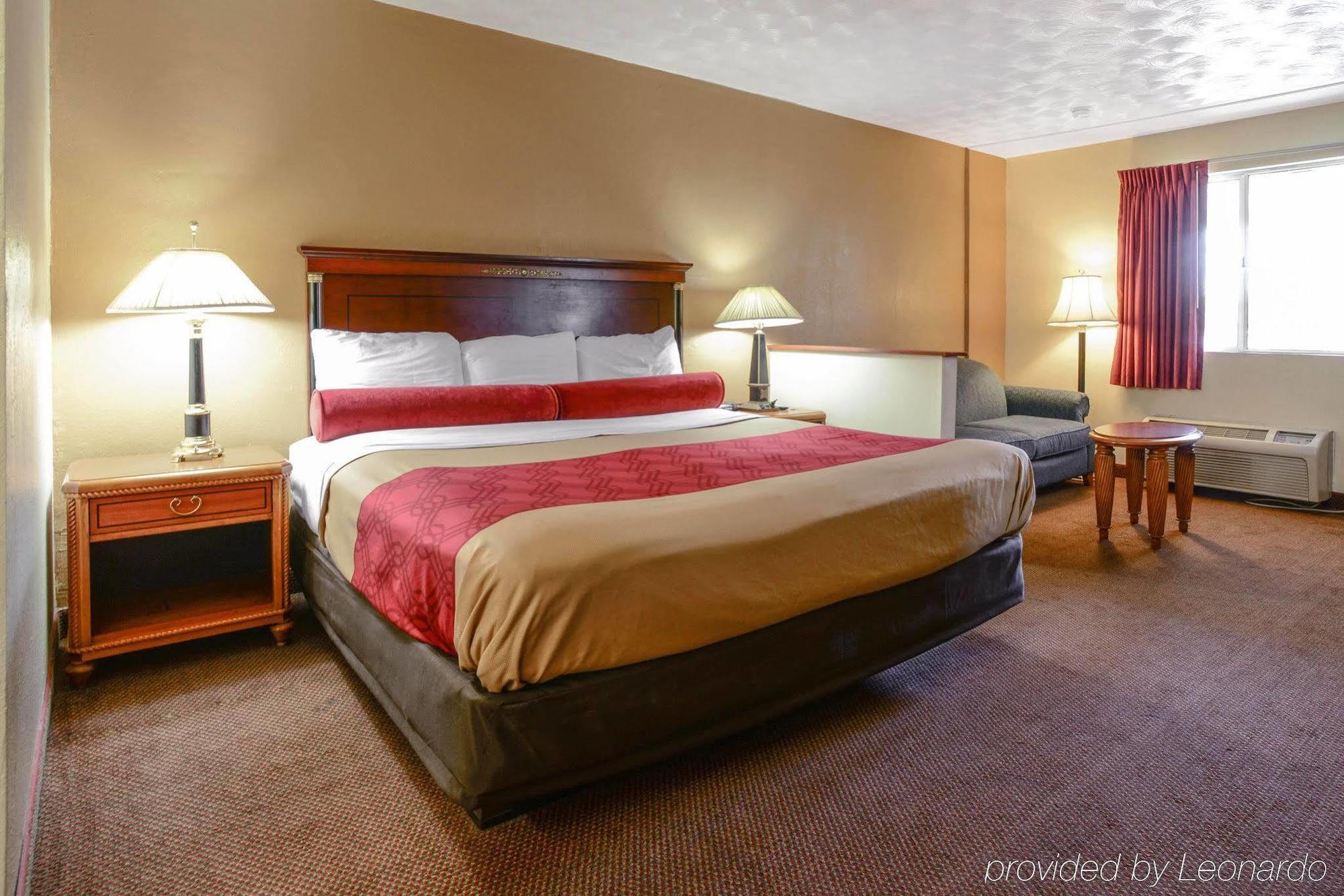 Econo Lodge Inn & Suites Carbondale Exterior foto
