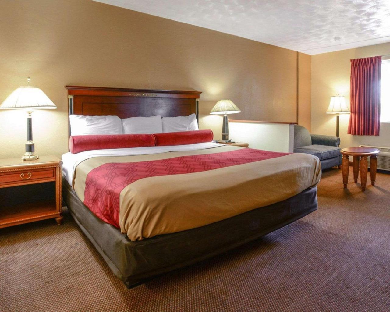 Econo Lodge Inn & Suites Carbondale Exterior foto